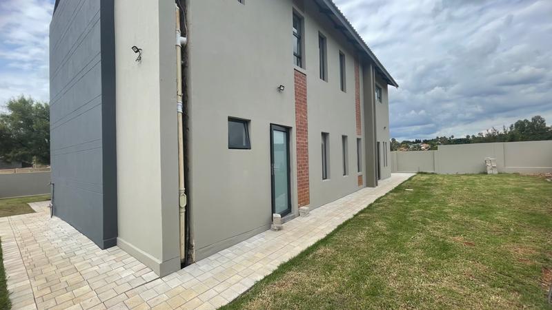 3 Bedroom Property for Sale in Eldo Ridge Estate Gauteng