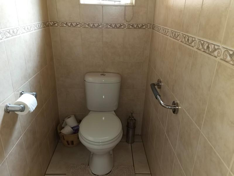 3 Bedroom Property for Sale in Dersley Gauteng