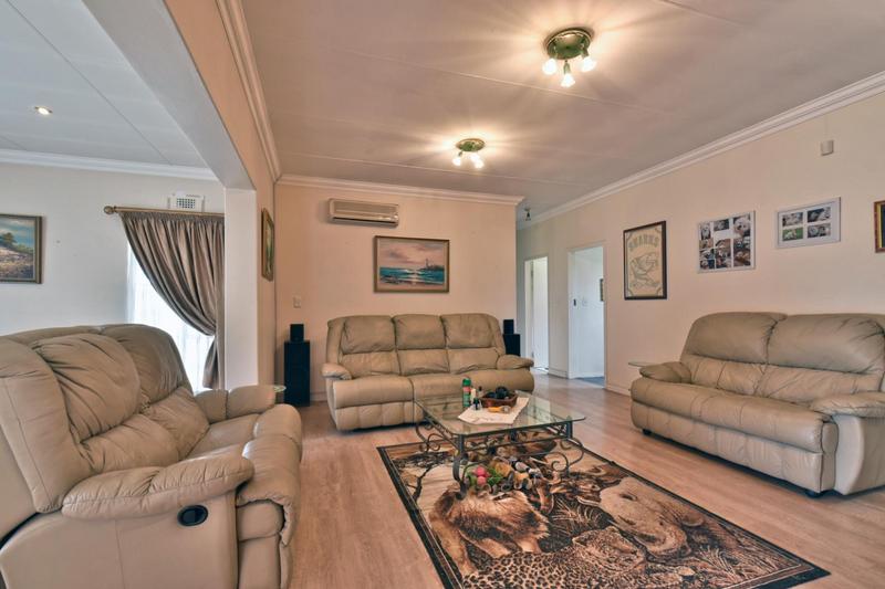 5 Bedroom Property for Sale in Brackenhurst Gauteng