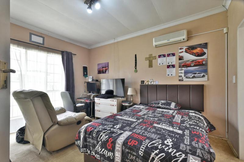 5 Bedroom Property for Sale in Brackenhurst Gauteng