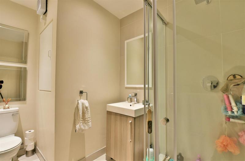 1 Bedroom Property for Sale in Morningside Gauteng
