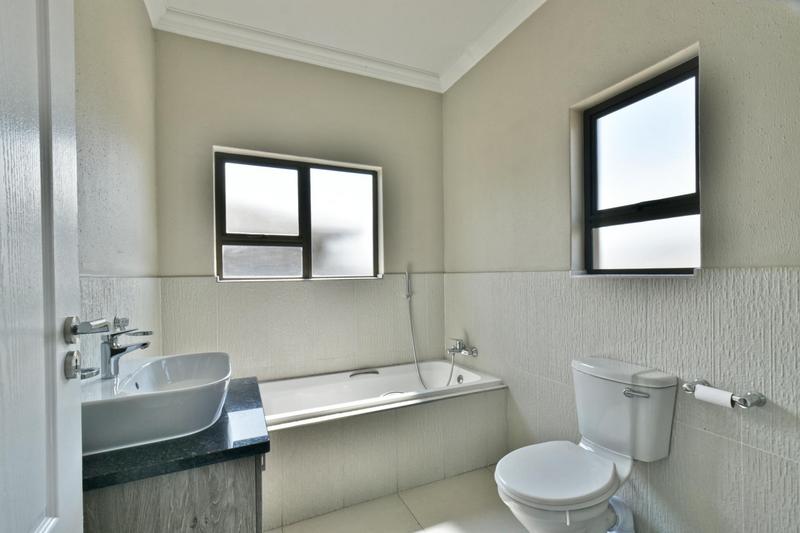 3 Bedroom Property for Sale in Eye of Africa Gauteng
