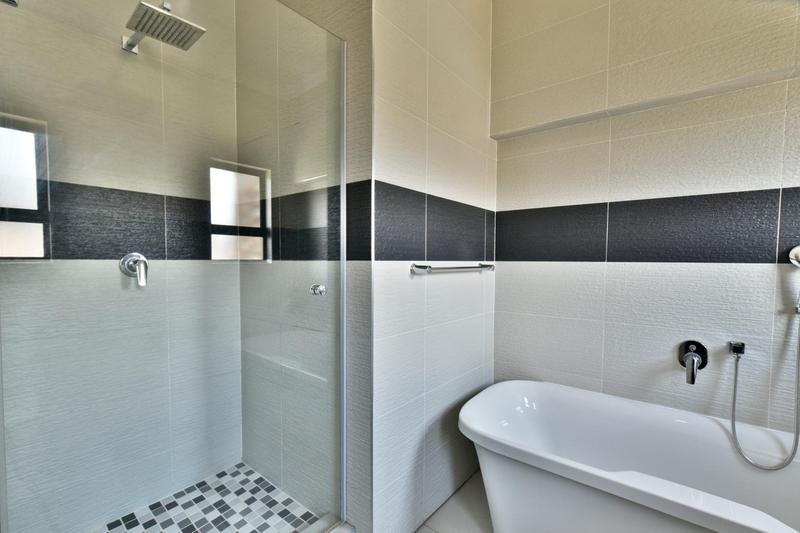 3 Bedroom Property for Sale in Eye of Africa Gauteng