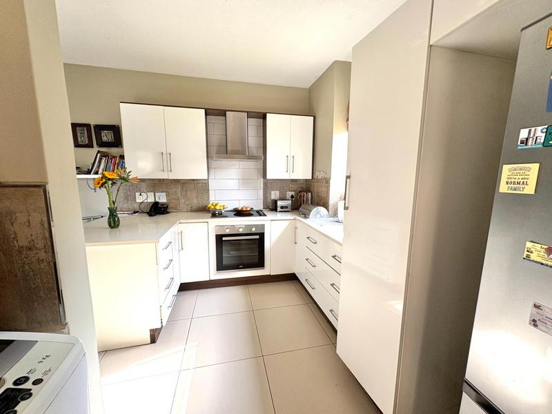 3 Bedroom Property for Sale in Midstream Ridge Gauteng