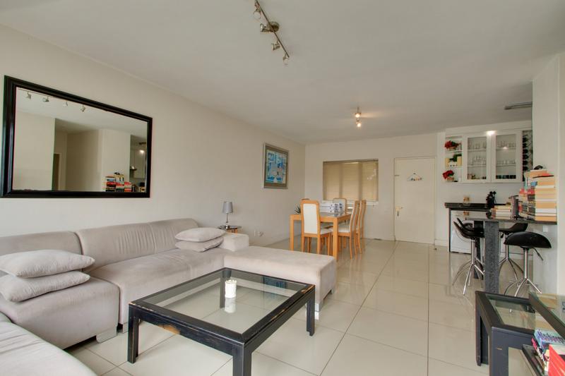To Let 2 Bedroom Property for Rent in Illovo Gauteng