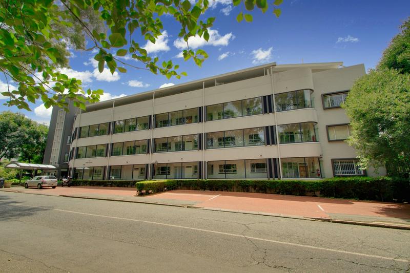 To Let 2 Bedroom Property for Rent in Illovo Gauteng