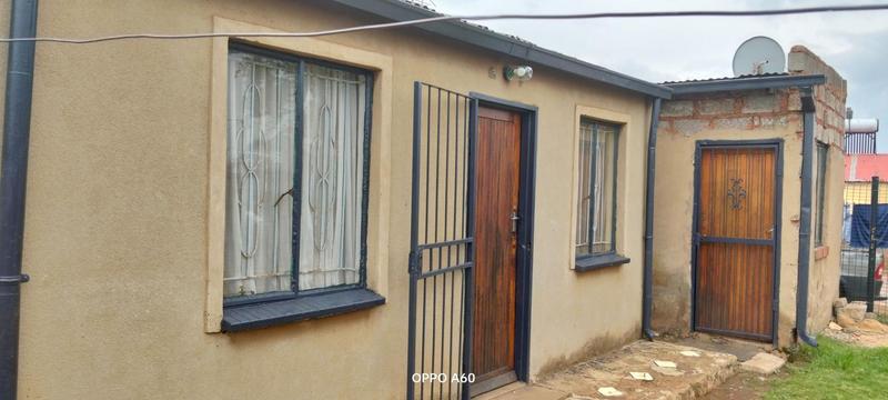 1 Bedroom Property for Sale in Tokoza Gauteng