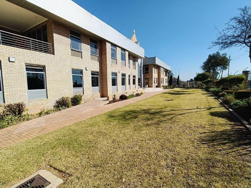 Commercial Property for Sale in Meadowdale Gauteng