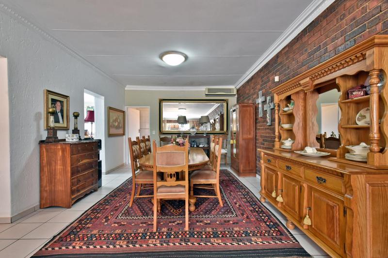 5 Bedroom Property for Sale in Meyersdal Gauteng