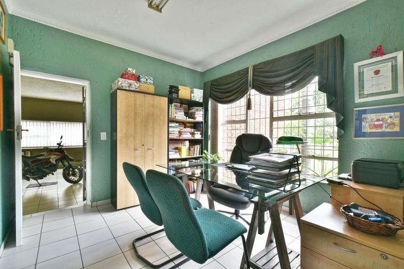 5 Bedroom Property for Sale in Meyersdal Gauteng