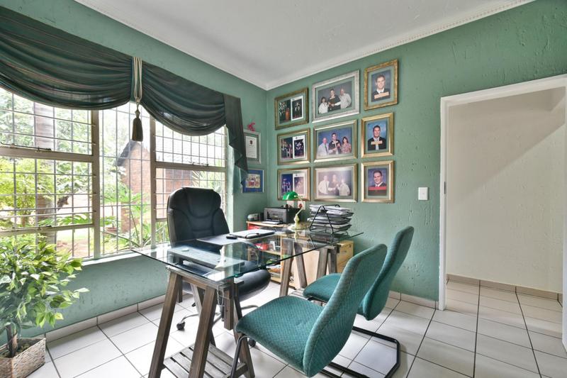 5 Bedroom Property for Sale in Meyersdal Gauteng