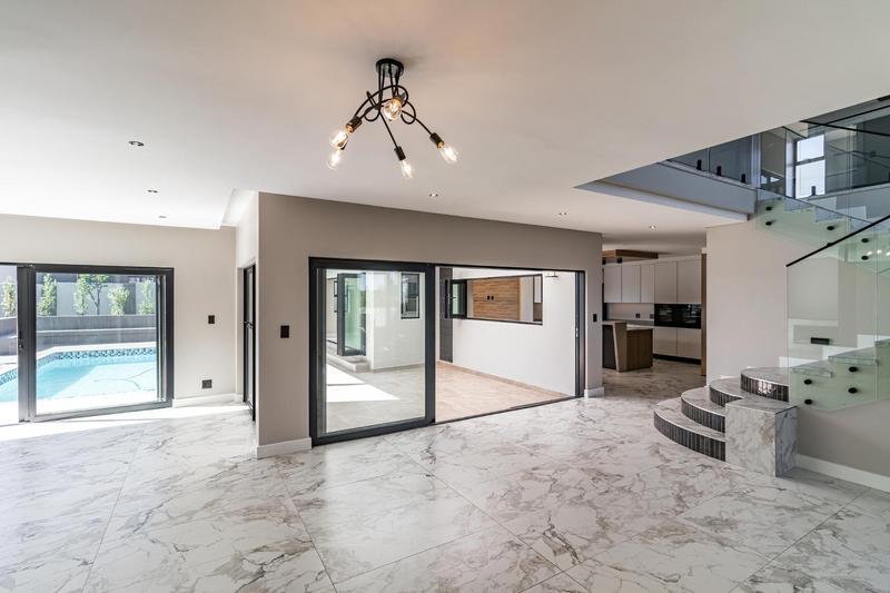 6 Bedroom Property for Sale in Midstream Estate Gauteng