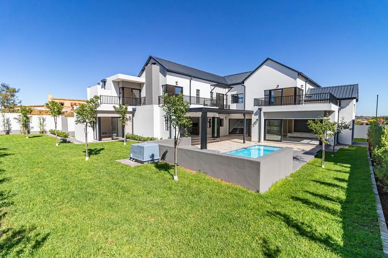 6 Bedroom Property for Sale in Midstream Estate Gauteng