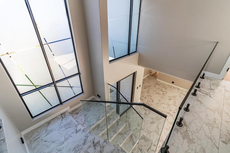 6 Bedroom Property for Sale in Midstream Estate Gauteng