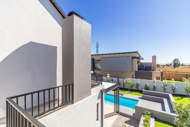 6 Bedroom Property for Sale in Midstream Estate Gauteng