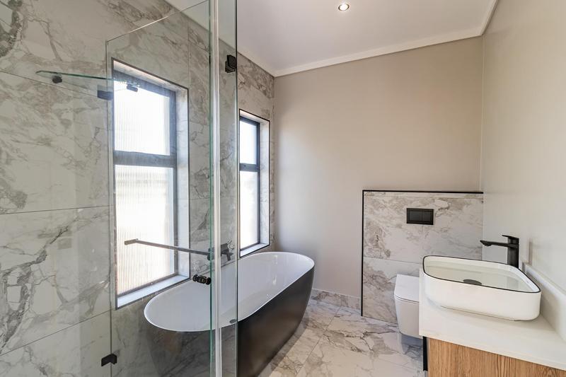 6 Bedroom Property for Sale in Midstream Estate Gauteng