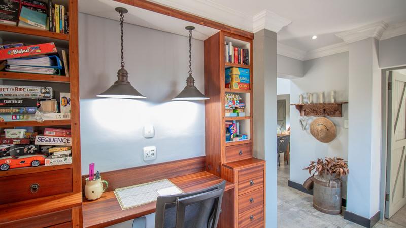 4 Bedroom Property for Sale in Midstream Ridge Gauteng