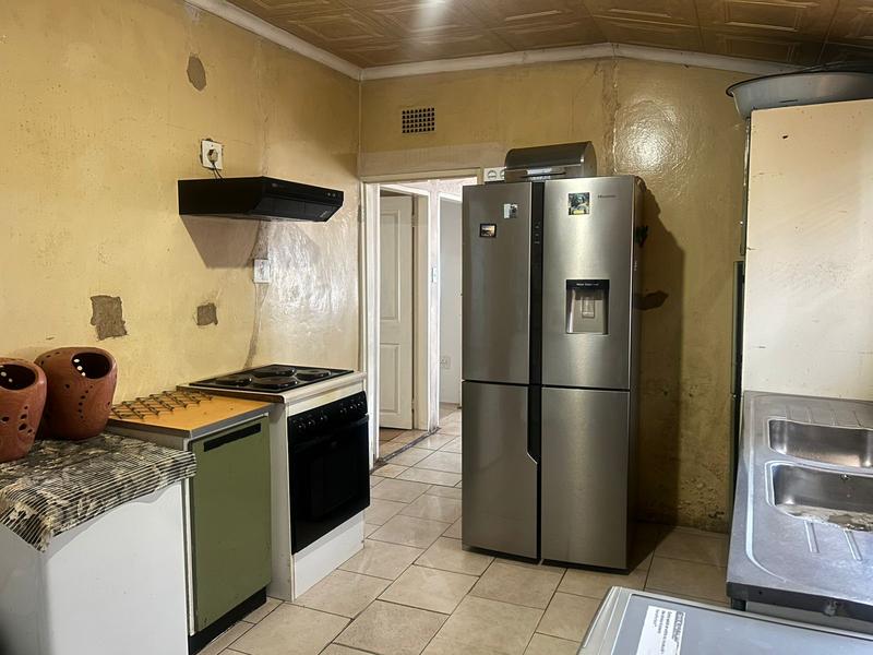 2 Bedroom Property for Sale in Mapetla Gauteng