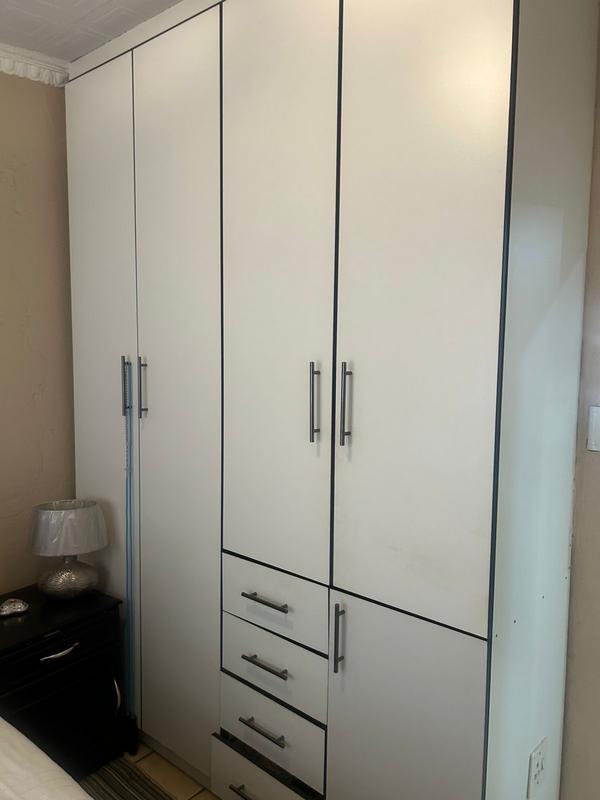 2 Bedroom Property for Sale in Mapetla Gauteng