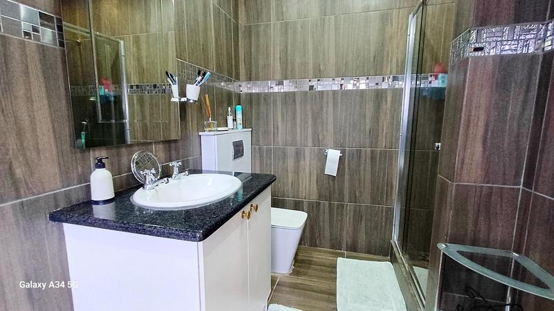 3 Bedroom Property for Sale in Country View Gauteng