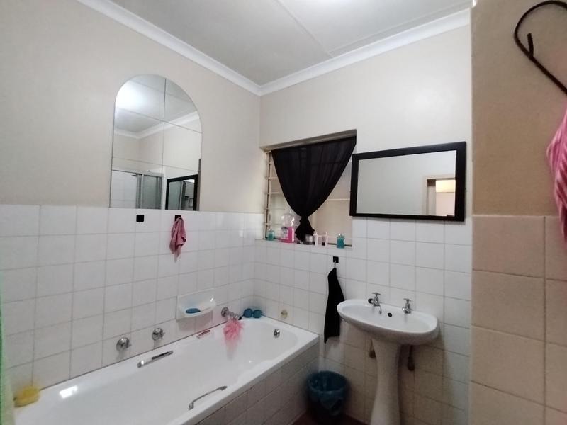 3 Bedroom Property for Sale in Doornpoort Gauteng