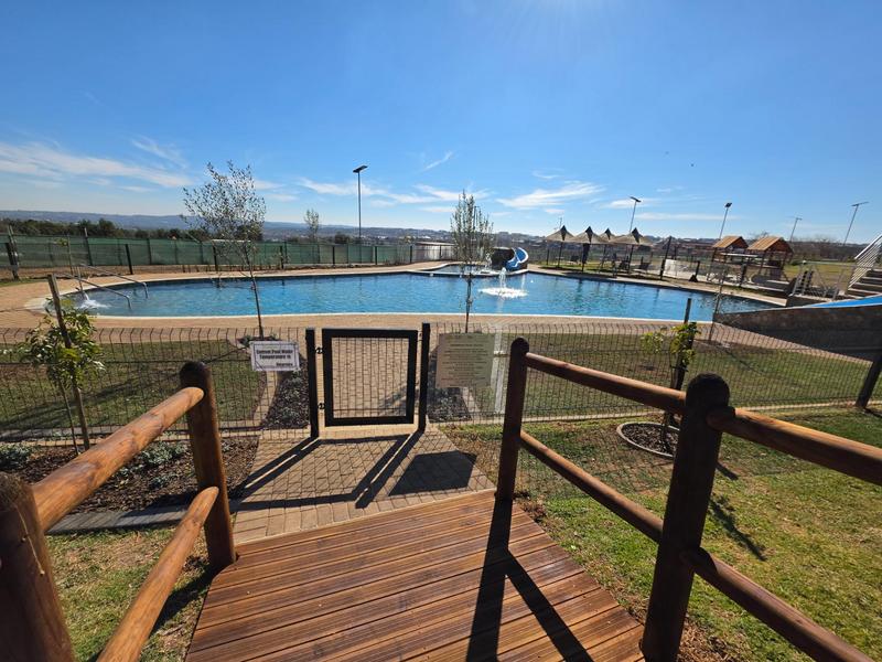 1 Bedroom Property for Sale in Mooikloof Gauteng