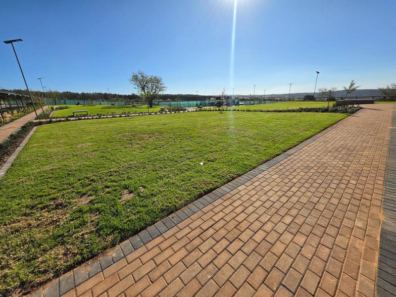 1 Bedroom Property for Sale in Mooikloof Gauteng