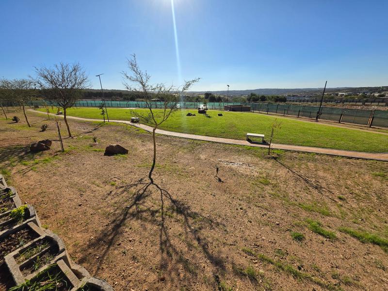 1 Bedroom Property for Sale in Mooikloof Gauteng