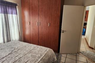 2 Bedroom Property for Sale in Glenvista Gauteng