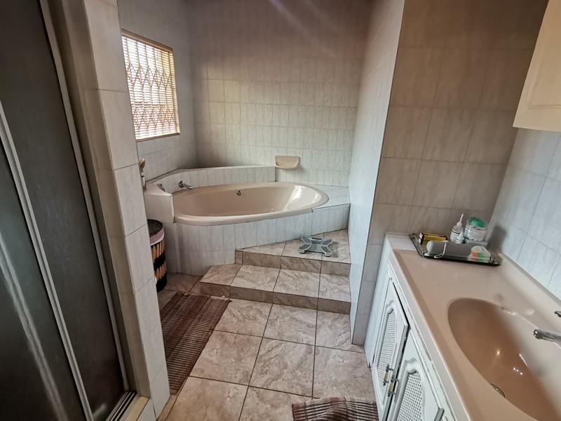 3 Bedroom Property for Sale in Vanderbijlpark SE 3 Gauteng