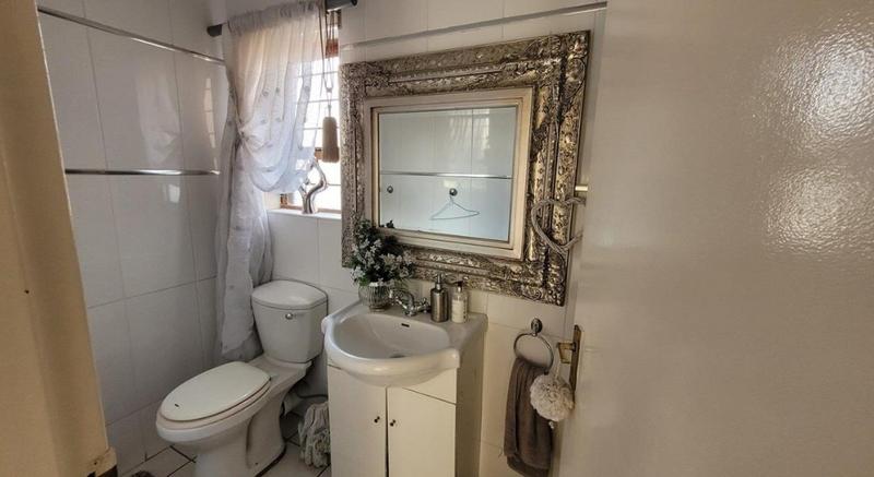 3 Bedroom Property for Sale in Vanderbijlpark SW 5 Gauteng