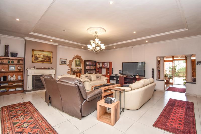 6 Bedroom Property for Sale in Florida Gauteng