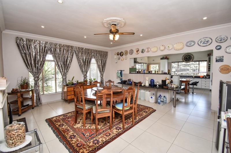 6 Bedroom Property for Sale in Florida Gauteng