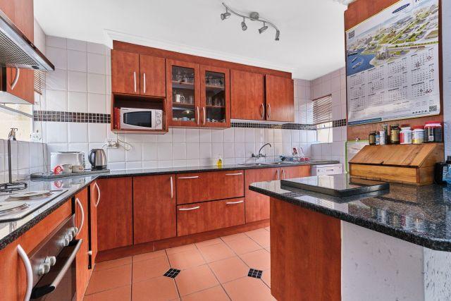4 Bedroom Property for Sale in Sunninghill Gauteng
