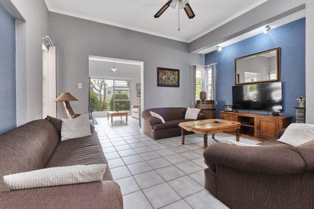 4 Bedroom Property for Sale in Sunninghill Gauteng