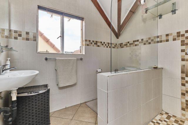 4 Bedroom Property for Sale in Sunninghill Gauteng