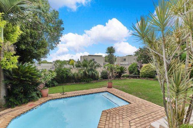 4 Bedroom Property for Sale in Sunninghill Gauteng