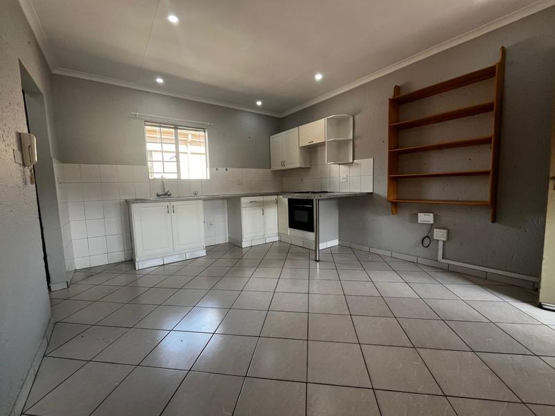 1 Bedroom Property for Sale in Kenleaf Gauteng