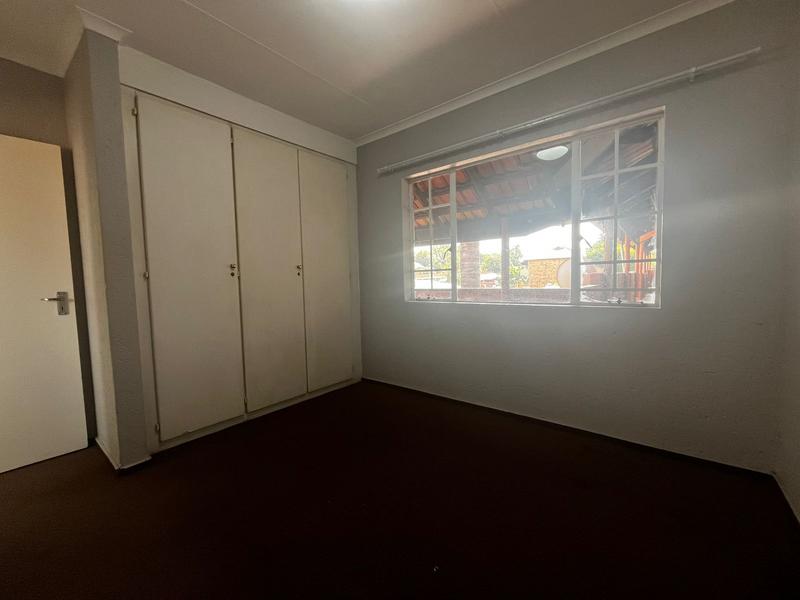 1 Bedroom Property for Sale in Kenleaf Gauteng