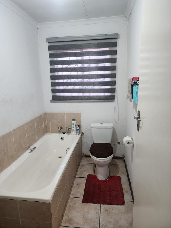 3 Bedroom Property for Sale in Birch Acres Gauteng