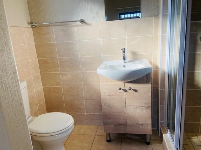 3 Bedroom Property for Sale in Wilgeheuwel Gauteng