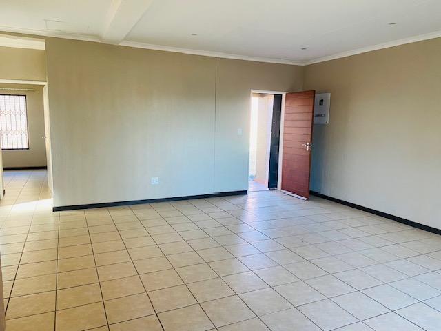 3 Bedroom Property for Sale in Wilgeheuwel Gauteng