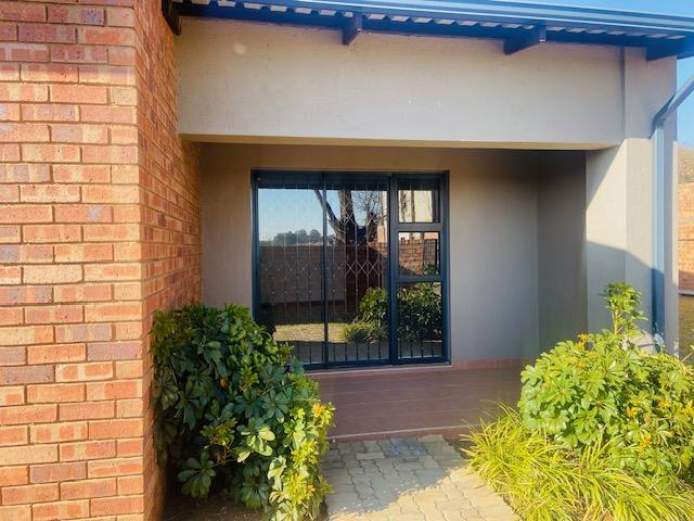3 Bedroom Property for Sale in Wilgeheuwel Gauteng