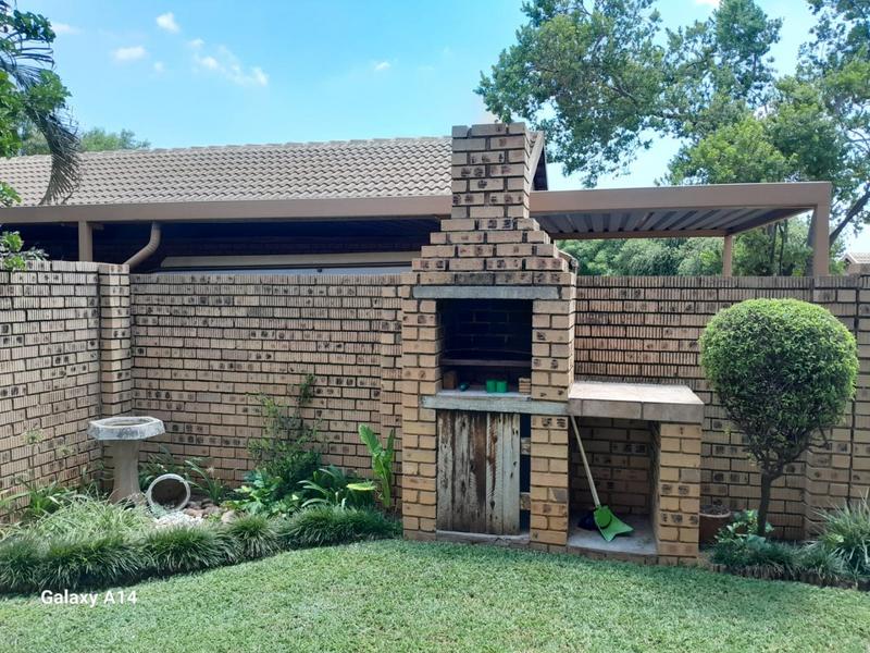 2 Bedroom Property for Sale in Magalieskruin Gauteng