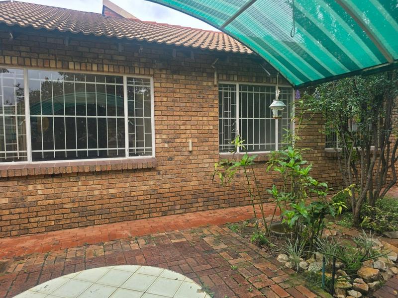 2 Bedroom Property for Sale in Montana Park Gauteng