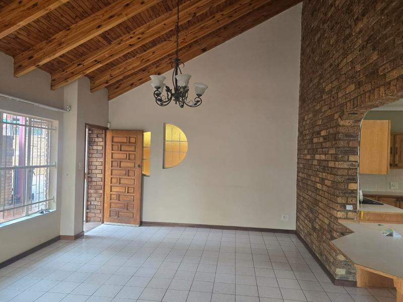 2 Bedroom Property for Sale in Montana Park Gauteng