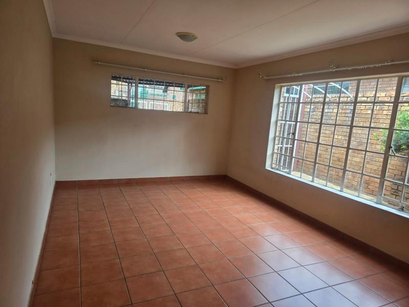 2 Bedroom Property for Sale in Montana Park Gauteng
