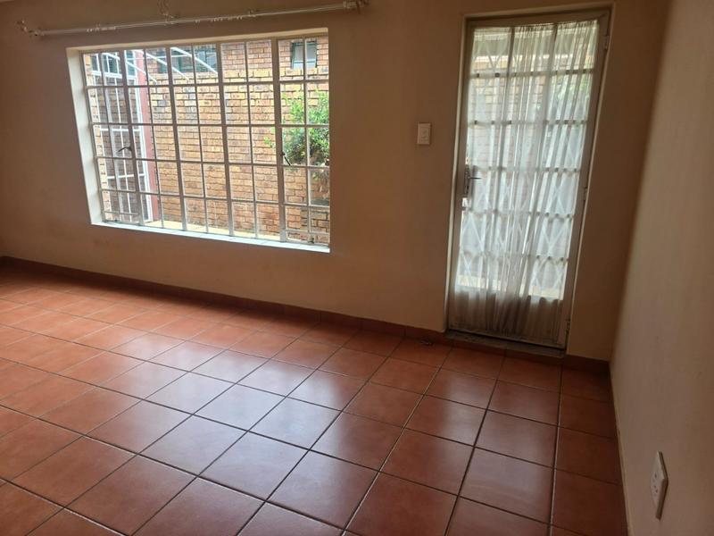 2 Bedroom Property for Sale in Montana Park Gauteng