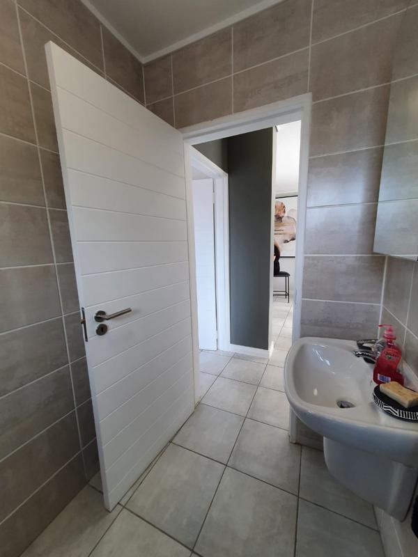 2 Bedroom Property for Sale in Linbro Park Gauteng