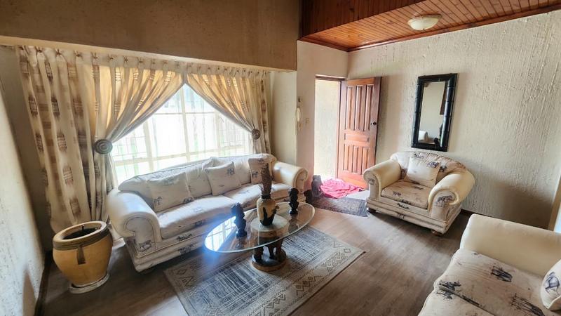 3 Bedroom Property for Sale in Brackendowns Gauteng